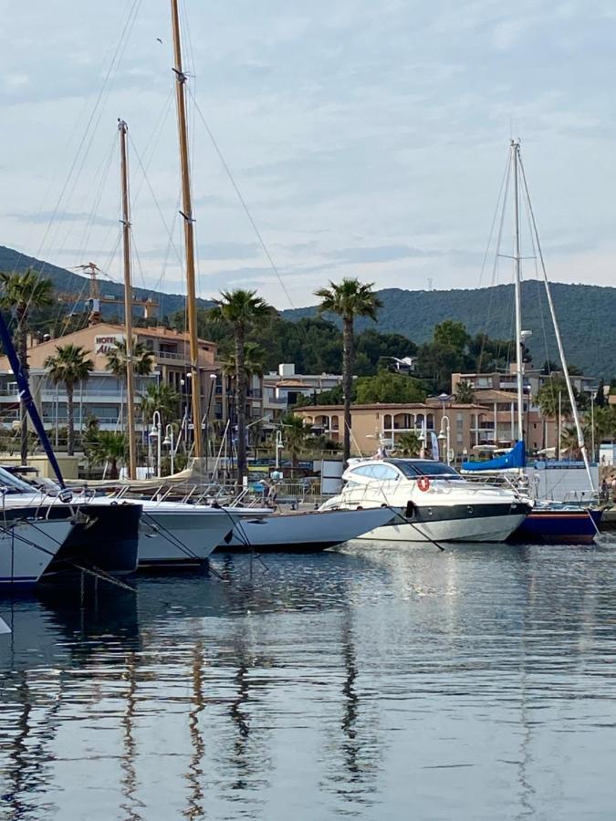 Studio 150 M De Plage Golfe De Saint-Tropez Cavalaire-sur-Mer Exteriér fotografie