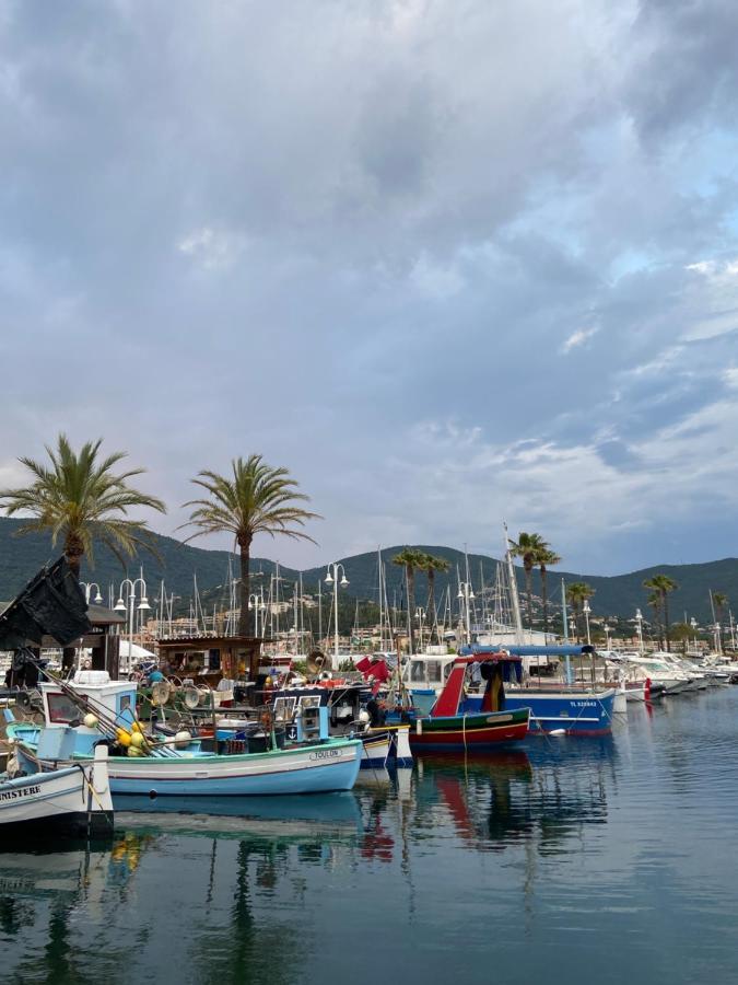 Studio 150 M De Plage Golfe De Saint-Tropez Cavalaire-sur-Mer Exteriér fotografie